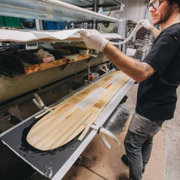 (© Jesse Dawson, Burton Snowboards) (© Jesse Dawson, Burton Snowboards)